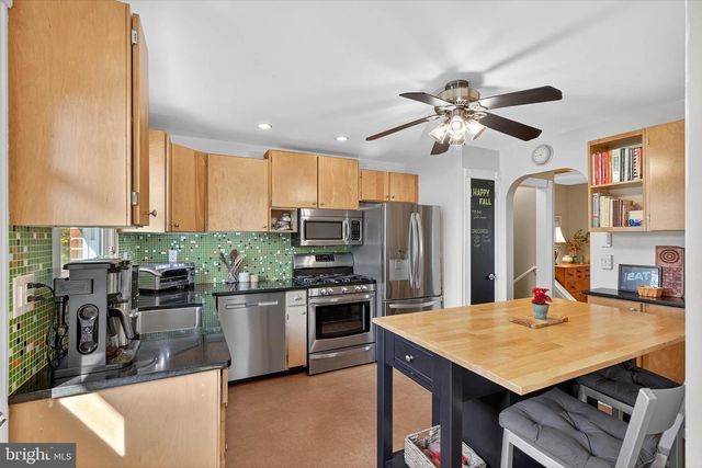 2523 MAYFAIR DR, Lancaster, PA 17603