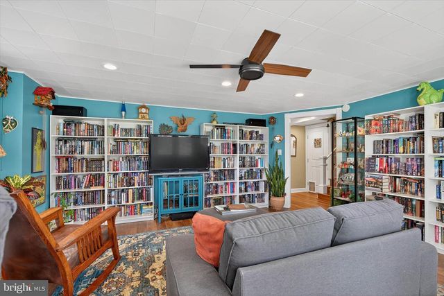 2523 MAYFAIR DR, Lancaster, PA 17603