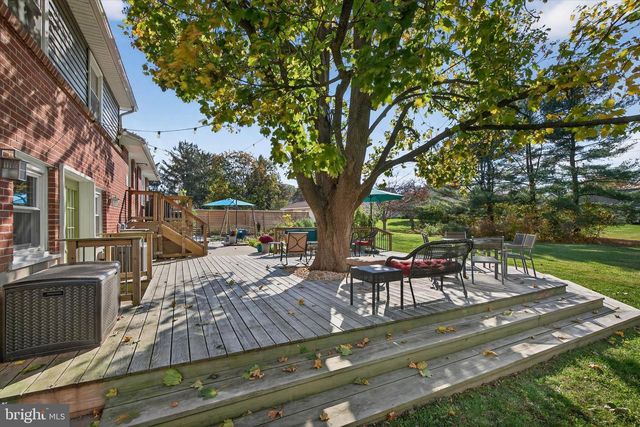 2523 MAYFAIR DR, Lancaster, PA 17603