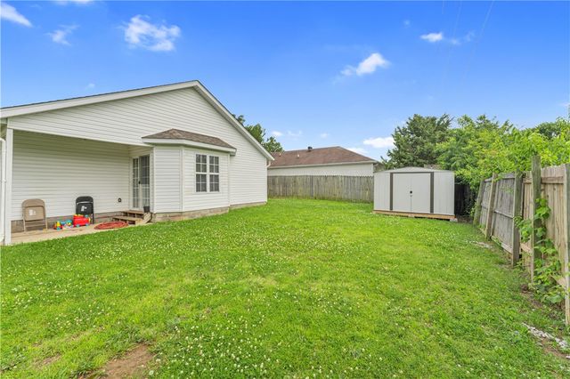 389 Cascade Circle, Springdale, AR 72764