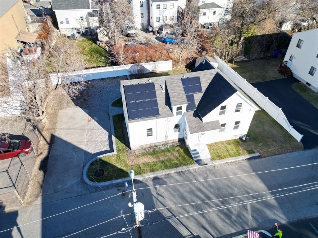 10 Reade St, Milford, MA 01757