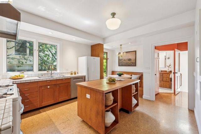 1490 Arch St, Berkeley, CA 94708
