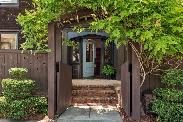 1490 Arch St, Berkeley, CA 94708