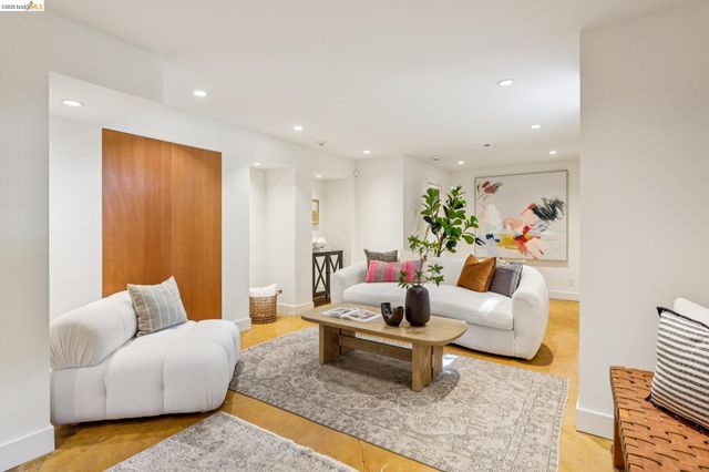 1490 Arch St, Berkeley, CA 94708