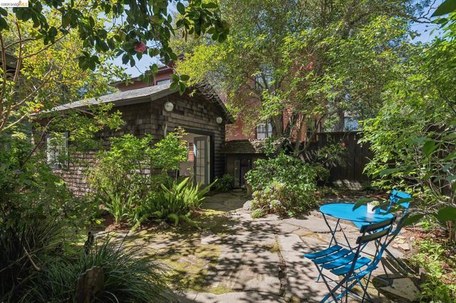 1490 Arch St, Berkeley, CA 94708