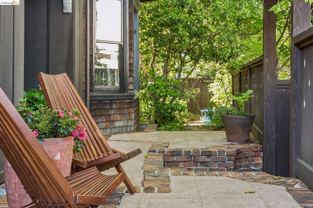1490 Arch St, Berkeley, CA 94708