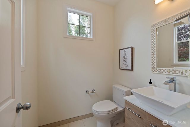 71 Sunset Court NW, Issaquah, WA 98027