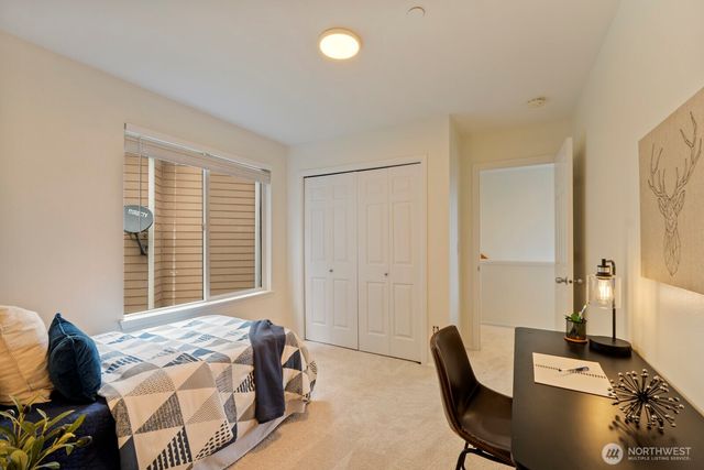 71 Sunset Court NW, Issaquah, WA 98027
