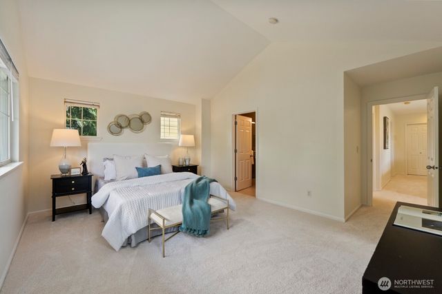 71 Sunset Court NW, Issaquah, WA 98027