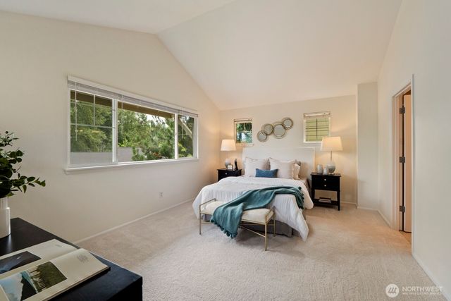 71 Sunset Court NW, Issaquah, WA 98027