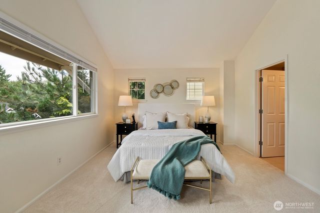 71 Sunset Court NW, Issaquah, WA 98027
