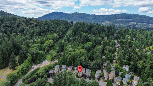 71 Sunset Court NW, Issaquah, WA 98027