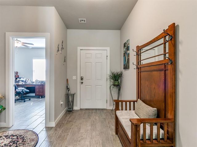 9896 Abington Circle, Edmond, OK 73025