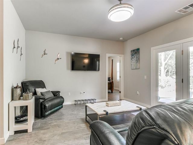 9896 Abington Circle, Edmond, OK 73025