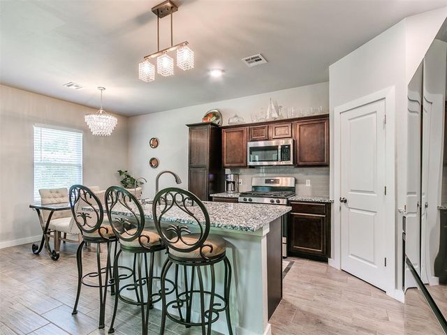 9896 Abington Circle, Edmond, OK 73025