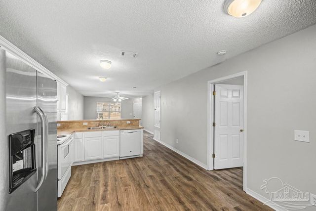 10588 Wilderness Ln, Pensacola, FL 32534