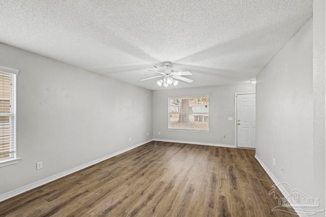 10588 Wilderness Ln, Pensacola, FL 32534