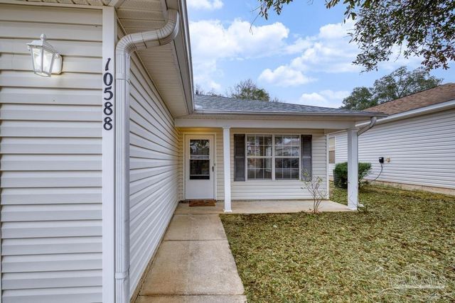 10588 Wilderness Ln, Pensacola, FL 32534
