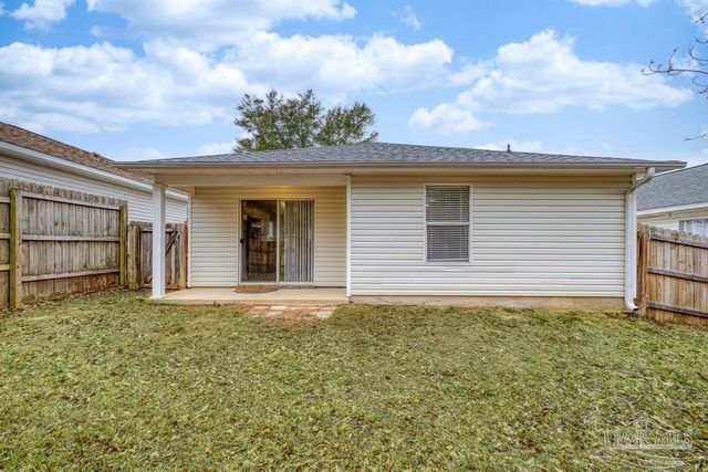 10588 Wilderness Ln, Pensacola, FL 32534