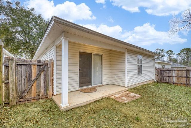 10588 Wilderness Ln, Pensacola, FL 32534