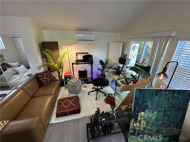 6637 Radford Avenue, North Hollywood (los Angeles), CA 91606