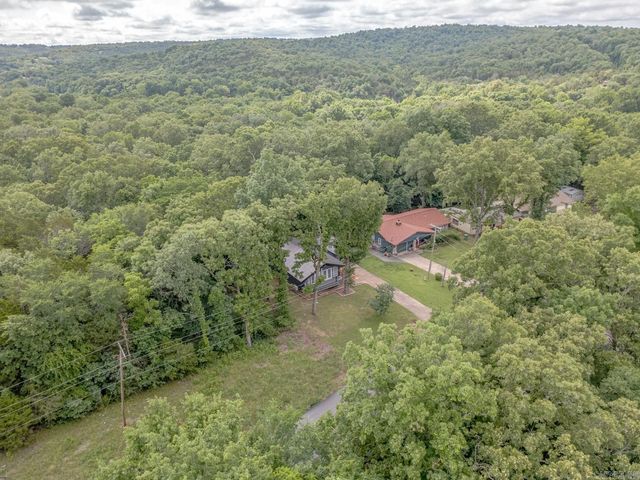 138 Flathead Dr, Cherokee Village, AR 72529