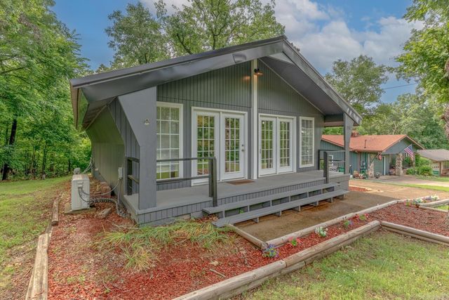 138 Flathead Dr, Cherokee Village, AR 72529