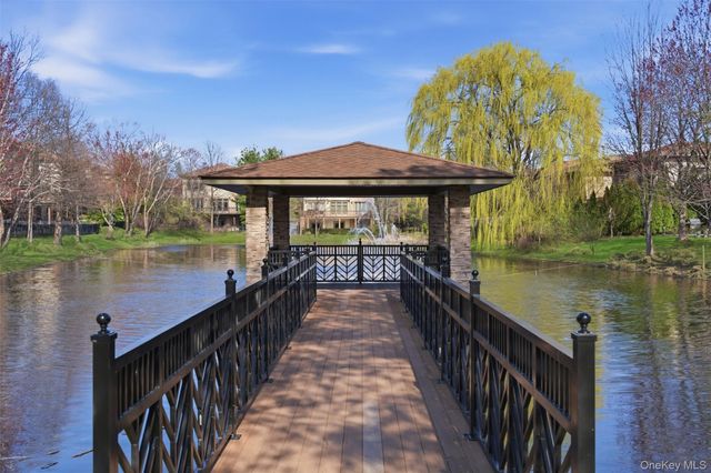 50 Holiday Pond Road, Jericho, NY 11753