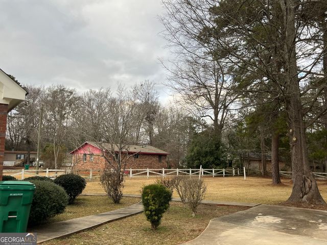 124 W Hogan Road, Eatonton, GA 31024