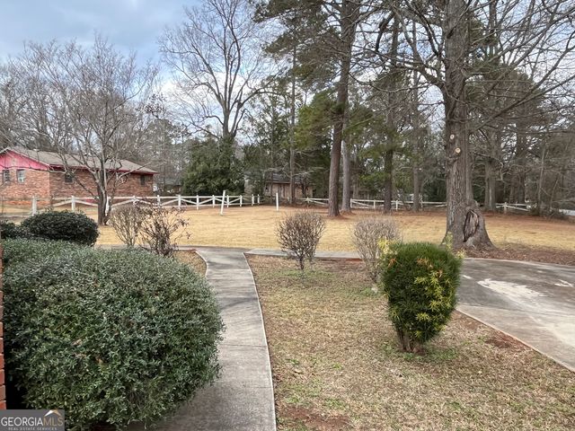 124 W Hogan Road, Eatonton, GA 31024