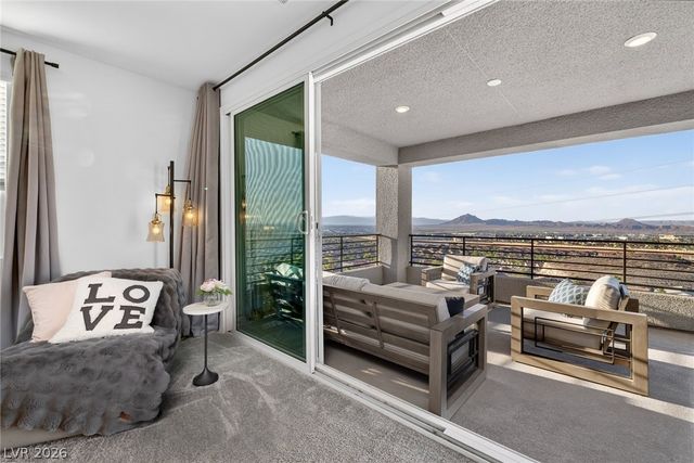 214 Shaded Canyon Drive, Henderson, NV 89012