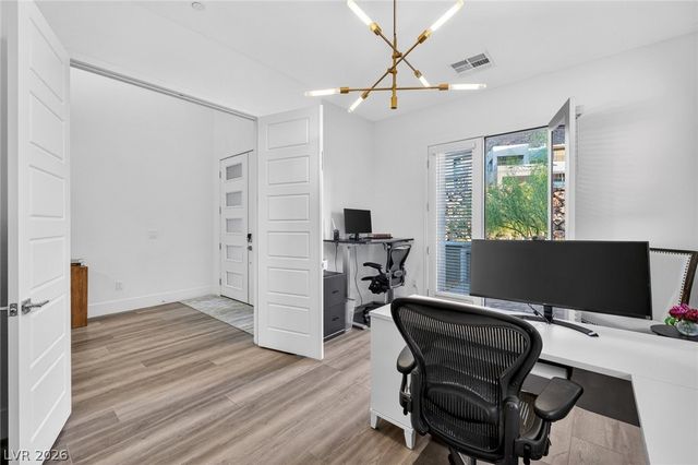 214 Shaded Canyon Drive, Henderson, NV 89012