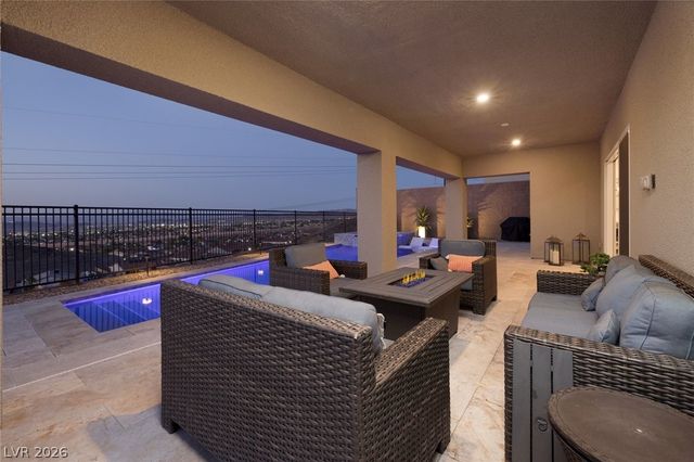 214 Shaded Canyon Drive, Henderson, NV 89012