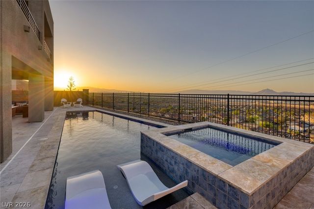 214 Shaded Canyon Drive, Henderson, NV 89012