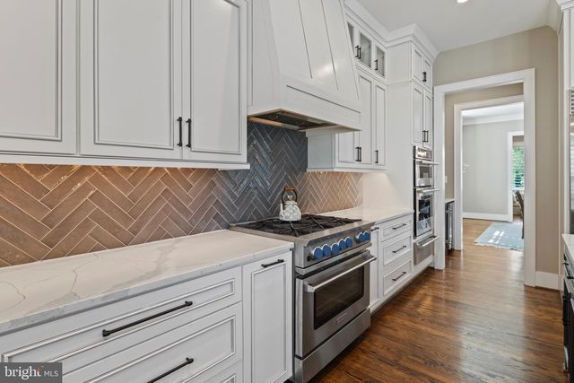 5401 GLENWOOD RD, Bethesda, MD 20817