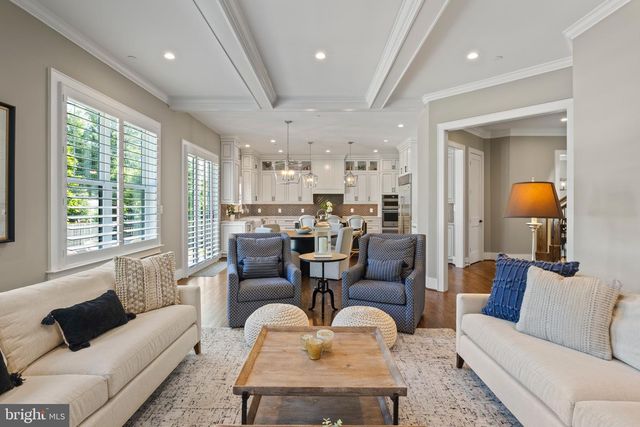 5401 GLENWOOD RD, Bethesda, MD 20817