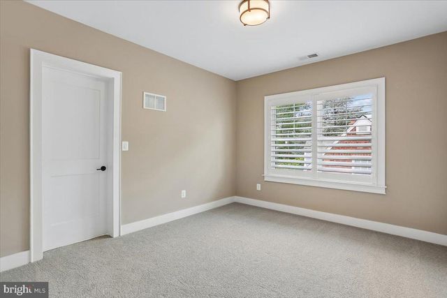 5401 GLENWOOD RD, Bethesda, MD 20817