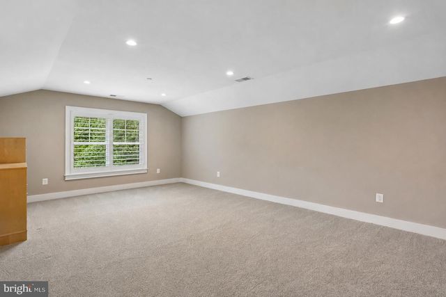 5401 GLENWOOD RD, Bethesda, MD 20817