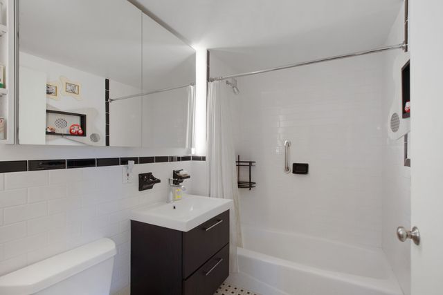 1831 Madison Ave Apt 9D, New York City, NY 10035