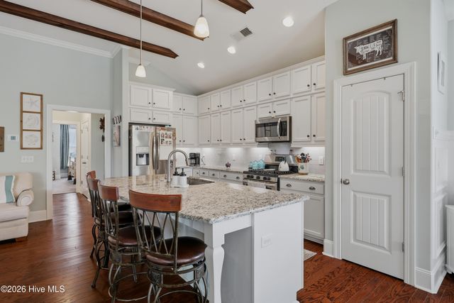7008 Sevilleen Drive SW, Ocean Isle Beach, NC 28469