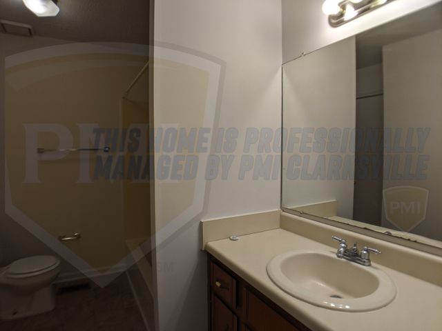 1640 Baltimore Dr Apt C, Clarksville, TN 37043