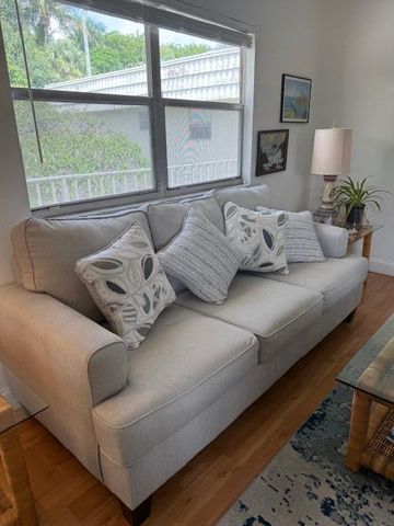 699 SAXONY O Way o, Delray Beach, FL 33446