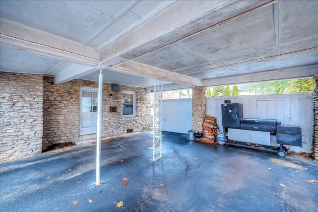 108 Greenview Drive, Lawrenceburg, KY 40342