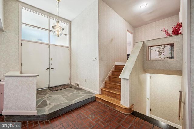 1200 GAINSBORO RD, Bala Cynwyd, PA 19004