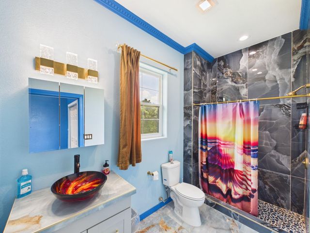 1259 County Road 147, Alvin, TX 77511