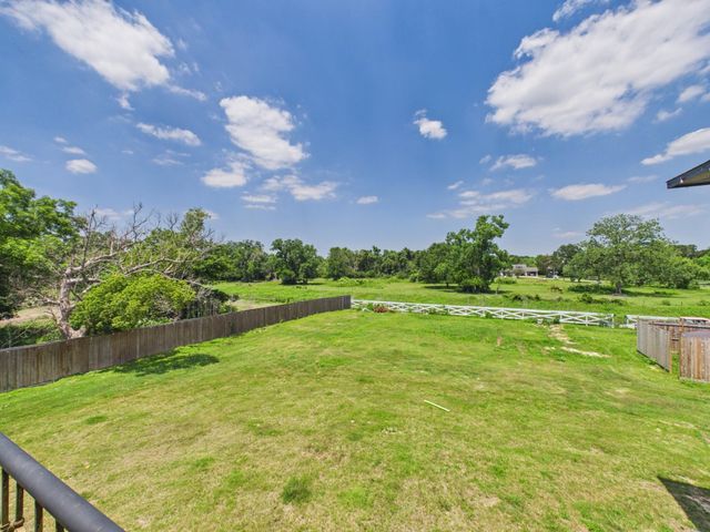 1259 County Road 147, Alvin, TX 77511