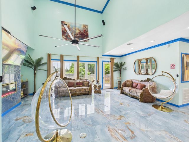 1259 County Road 147, Alvin, TX 77511