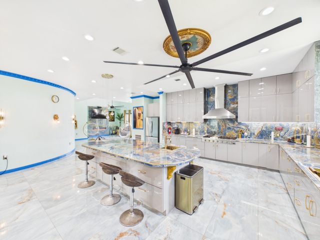 1259 County Road 147, Alvin, TX 77511