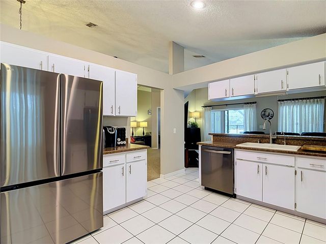 4201 BARRET AVENUE, Plant City, FL 33566
