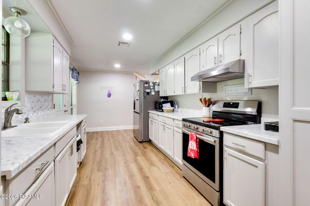 190 Leisure Drive, Opelousas, LA 70570